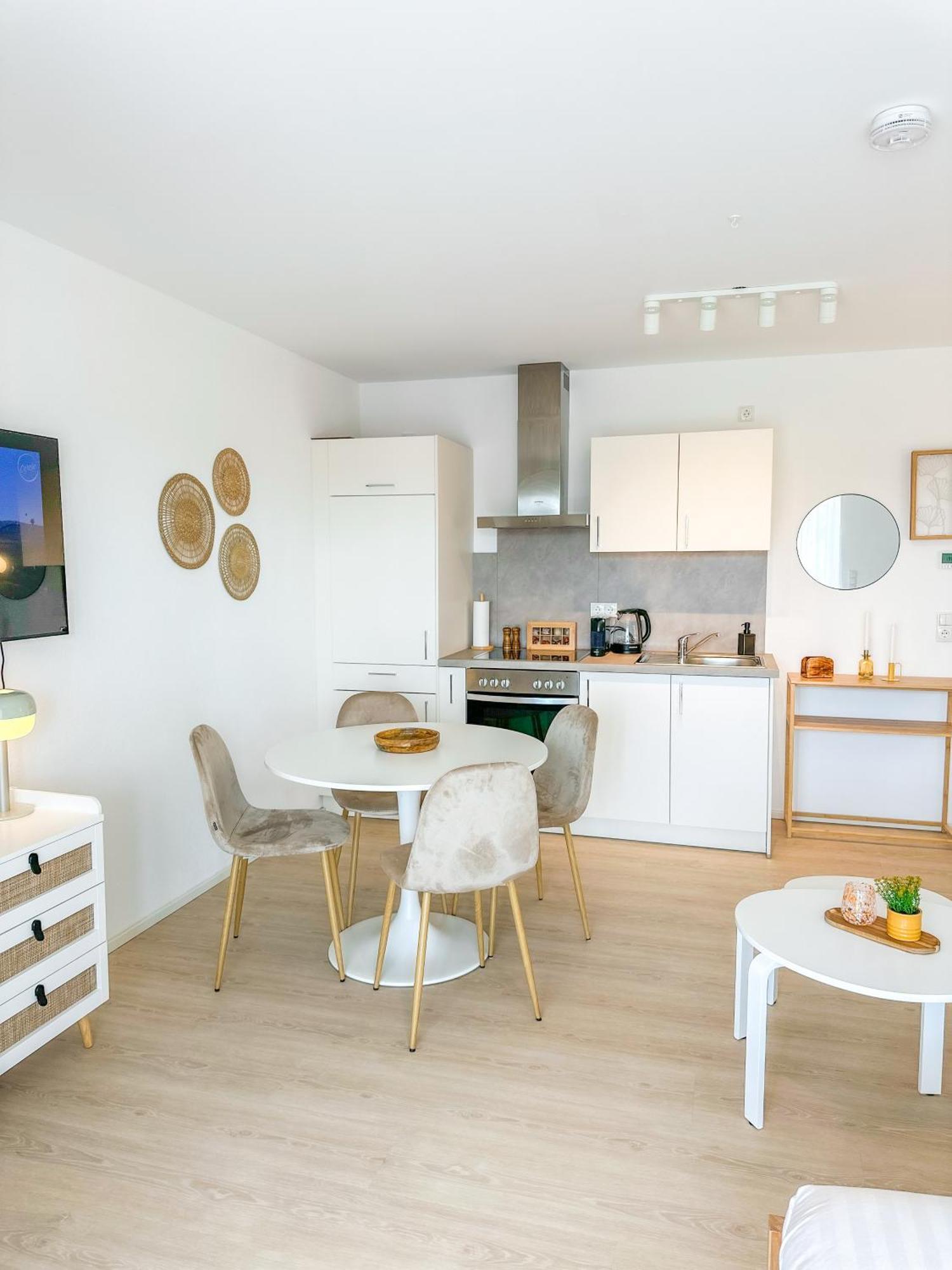 Apartment Thesunset Club - Ii - Kueche - Balkon - Parken Memmingen